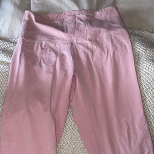 PINK leggings🤍(NEVER WORN)